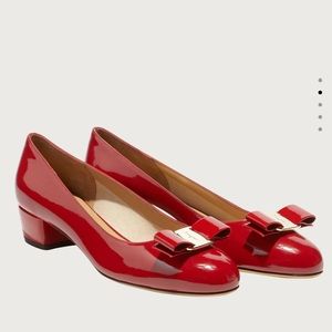 Salvatore Ferragamo Vara Bow Pump Shoe Red Size US 8
